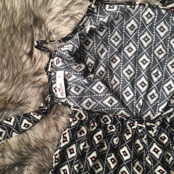 NWOT: Hollister Jumpsuit - Picture 3 of 6